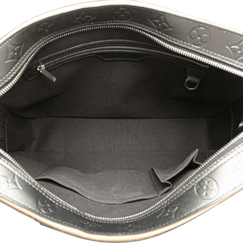 Louis Vuitton Monogram Mat Malden Grey Leather Good condition - Model View