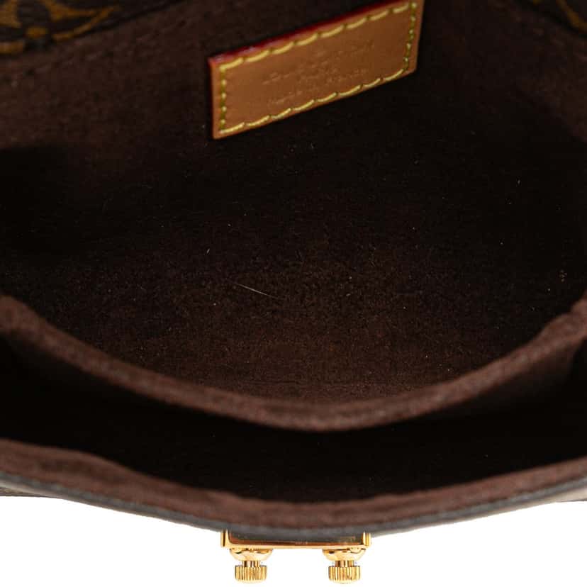 Louis Vuitton Monogram Micro Metis Brown Canvas Good condition - Model View