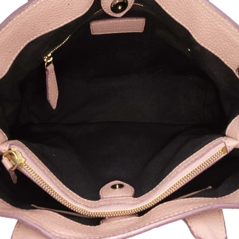 Burberry Medium Leather and House Check Banner Satchel Pink Leather Good condition - Model View