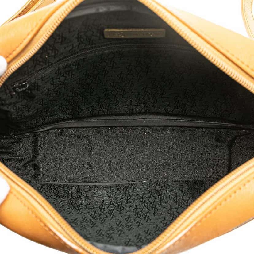 Yves Saint Laurent Coated Canvas Crossbody Black Canvas Good condition - Model View