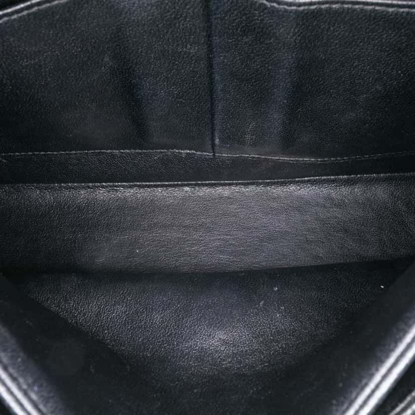 Chanel Medium Classic Caviar Double Flap Black Leather Good condition - Model View