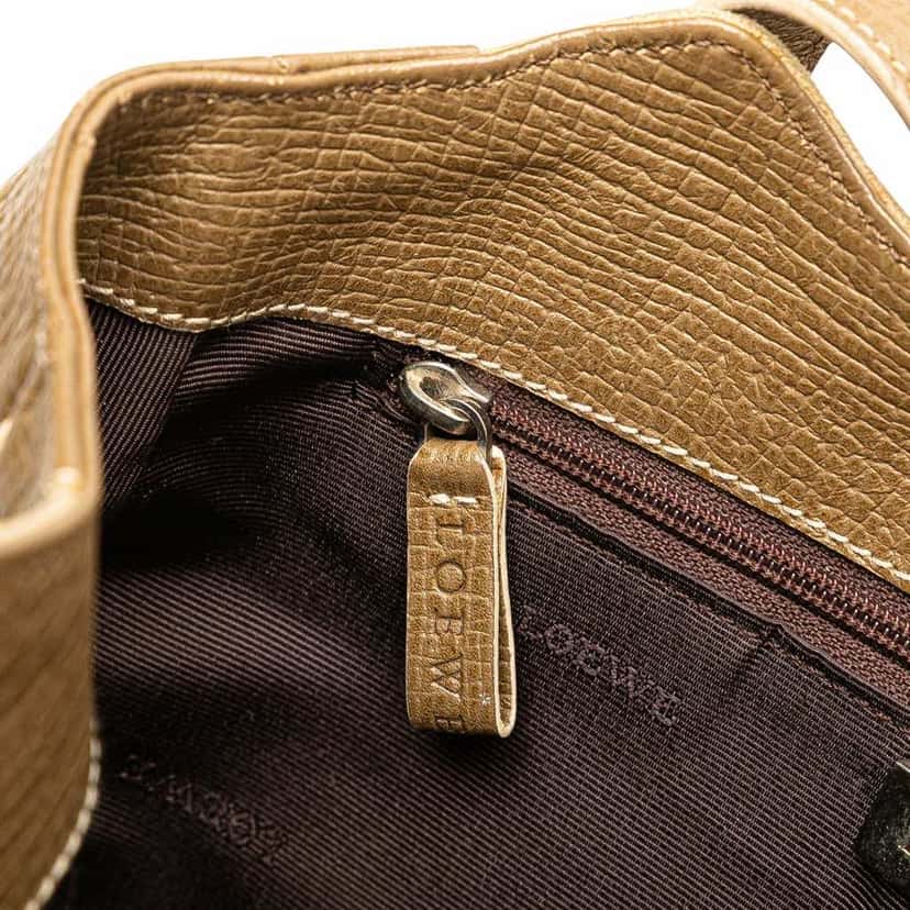 Loewe Suede Leather Handbag Brown Leather Good condition - Box View