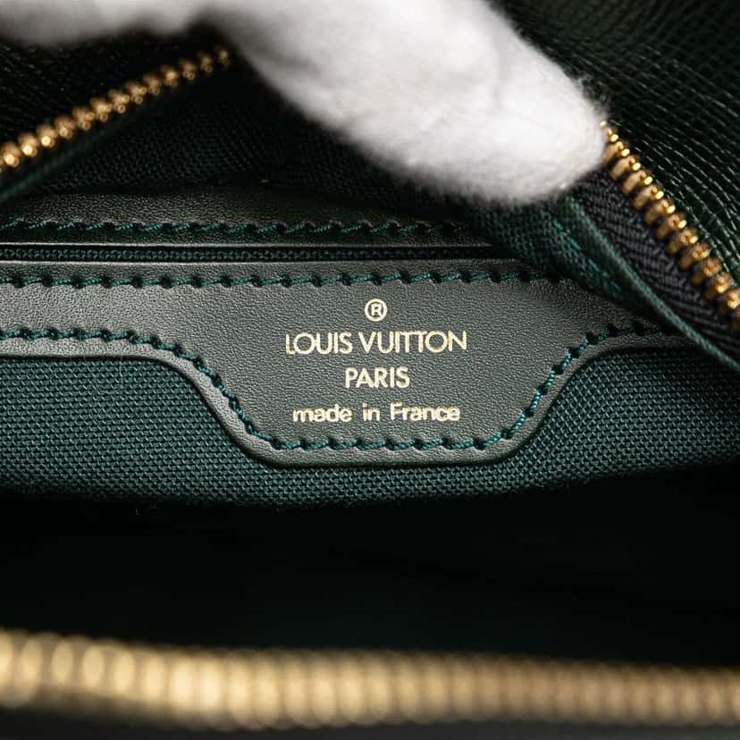 Louis Vuitton Taiga Reporter PM Green Leather Good condition - Box View