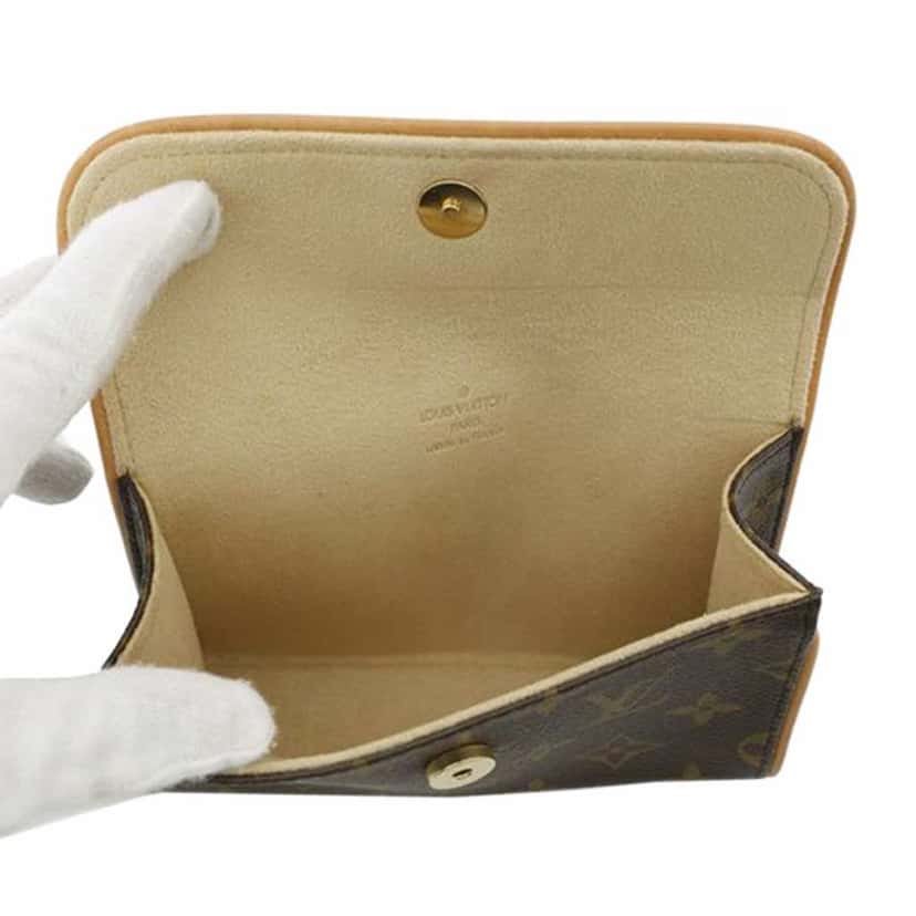 Louis Vuitton Monogram Pochette Florentine Brown Canvas Good condition - Model View