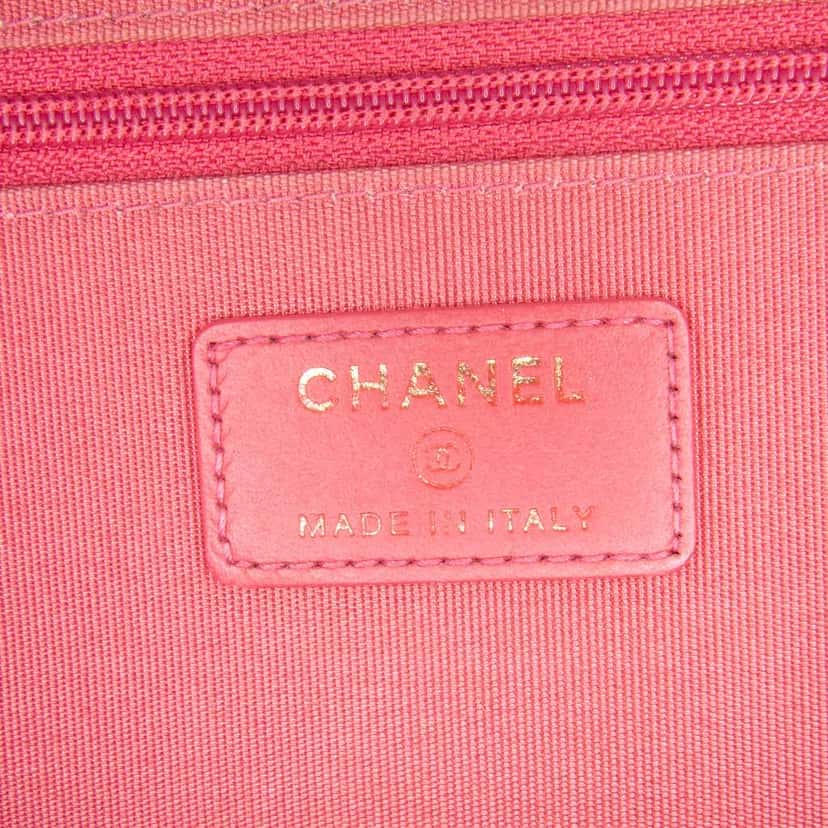 Chanel CC Tweed Wallet On Chain Pink Tweed Good condition - Box View