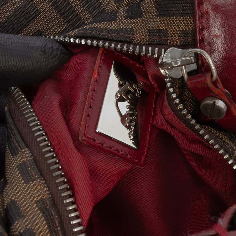 Fendi Zucca Canvas Studded Oyster Hobo Brown Canvas Good condition - Box View