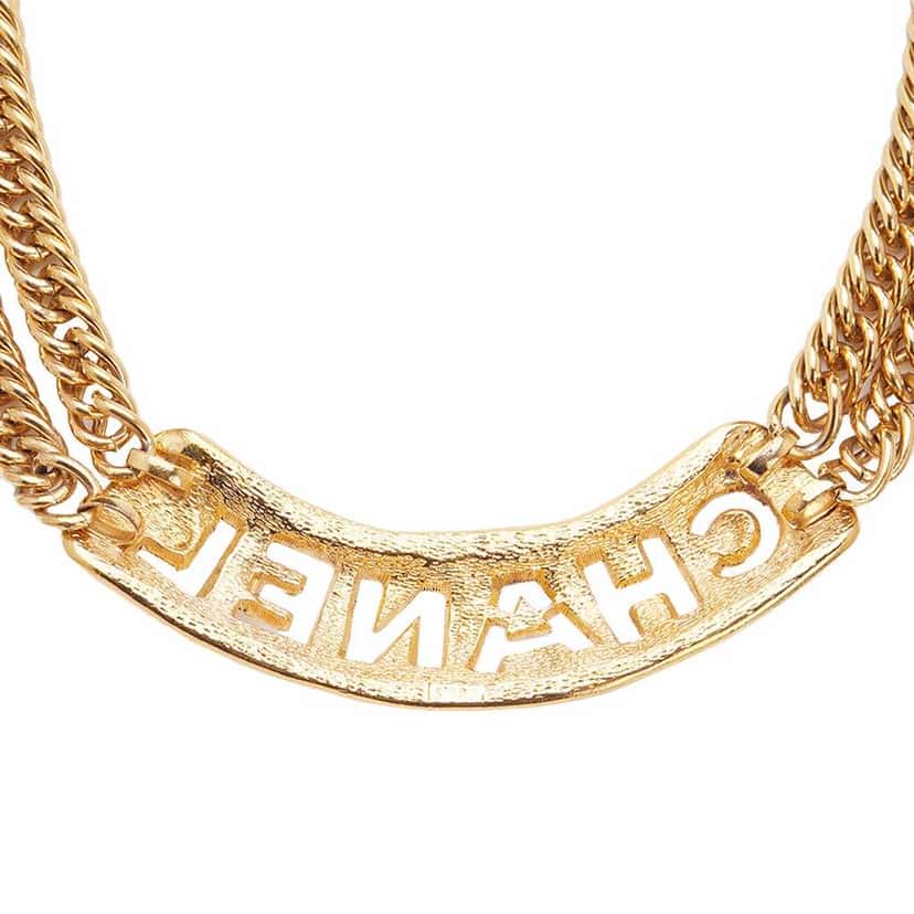 Chanel Gold Plated Quilted Cut Out Logo Double Chain Necklace Gold Metal Good condition - Model View