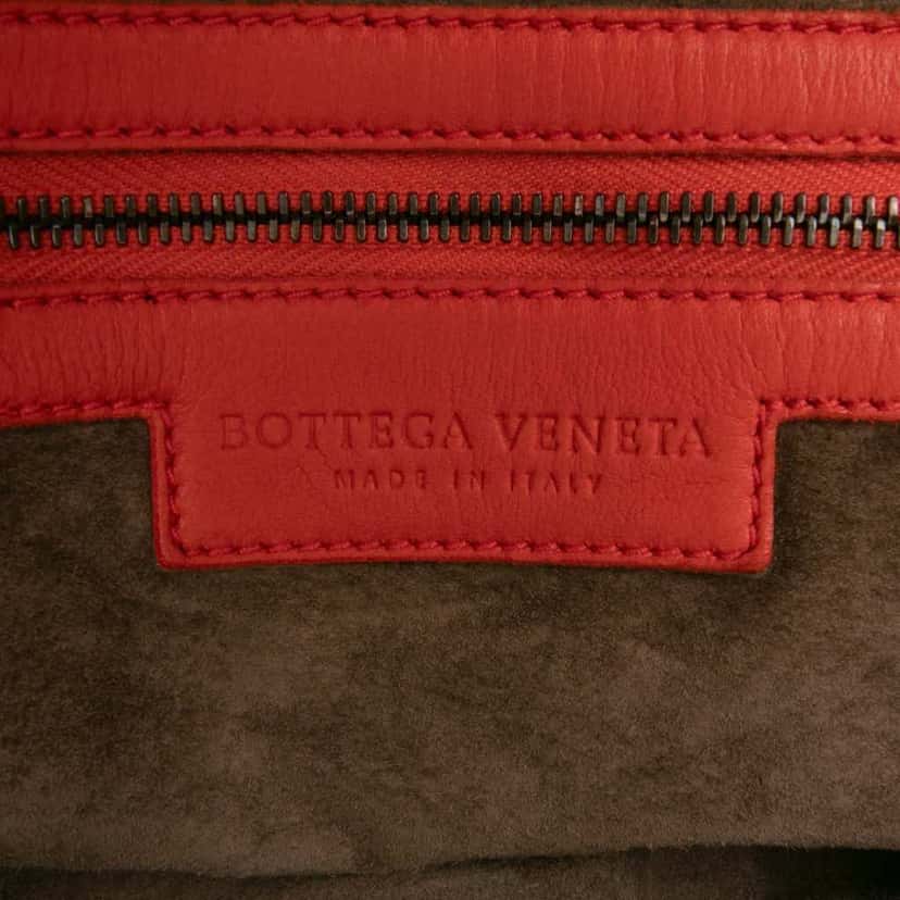Bottega Veneta Maxi Nappa Intrecciato Convertible Tote Red Leather Good condition - Box View