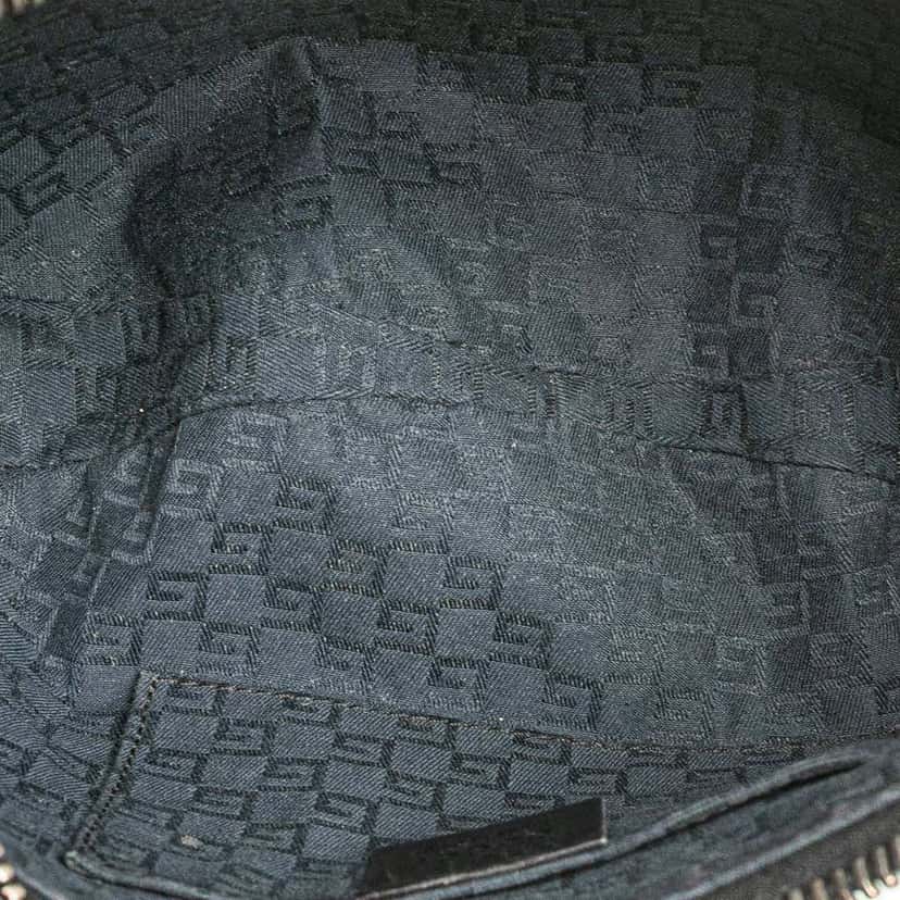 Gucci Canvas Hobo Black Denim Good condition - Model View
