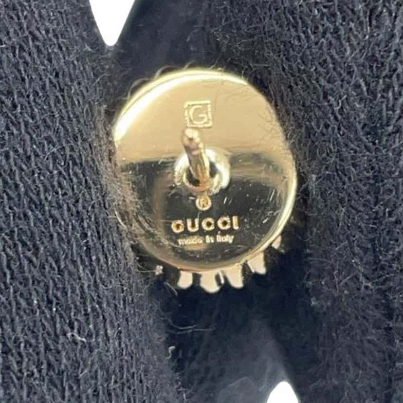 Gucci Gold Plated Resin and Crystal Interlocking G Single Earring Gold Metal Good condition - Model View