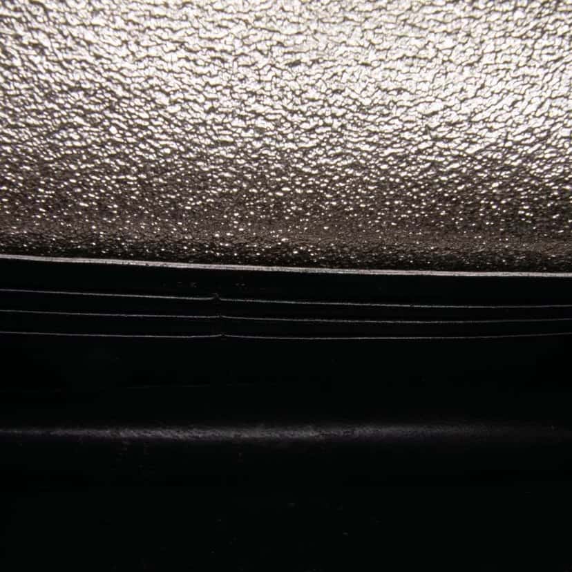 Saint Laurent Metallic Calfskin Monogram Kate Tassel Wallet on Chain Gold Leather Good condition - Model View