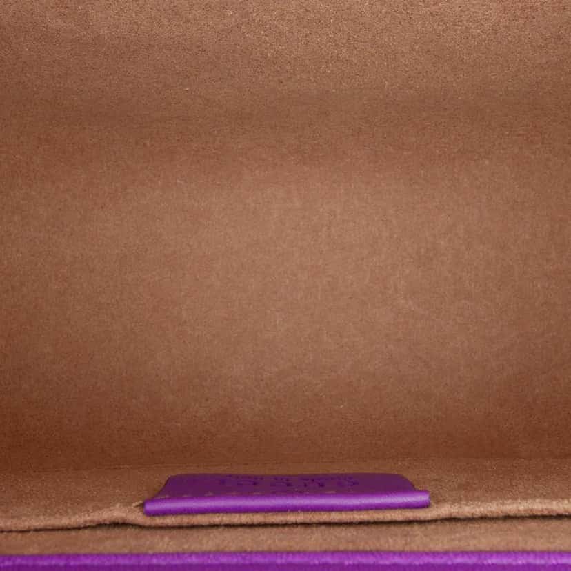 Gucci Small Embroidered Calfskin Tiger Strawberry Padlock Crossbody Purple Leather Good condition - Model View