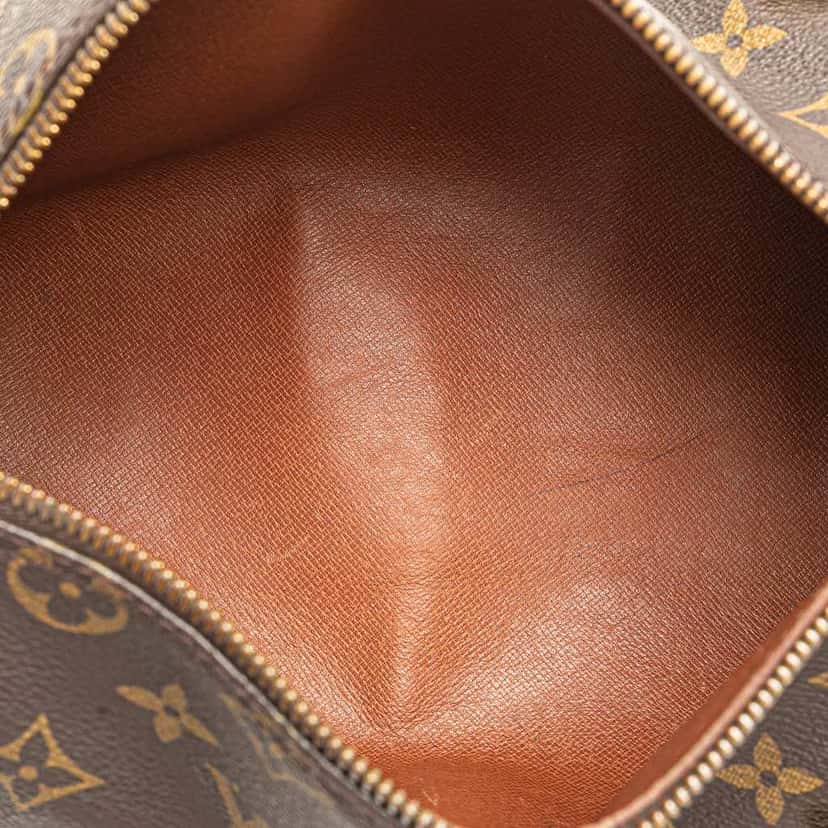 Louis Vuitton Monogram Papillon 26 Brown Canvas Good condition - Model View