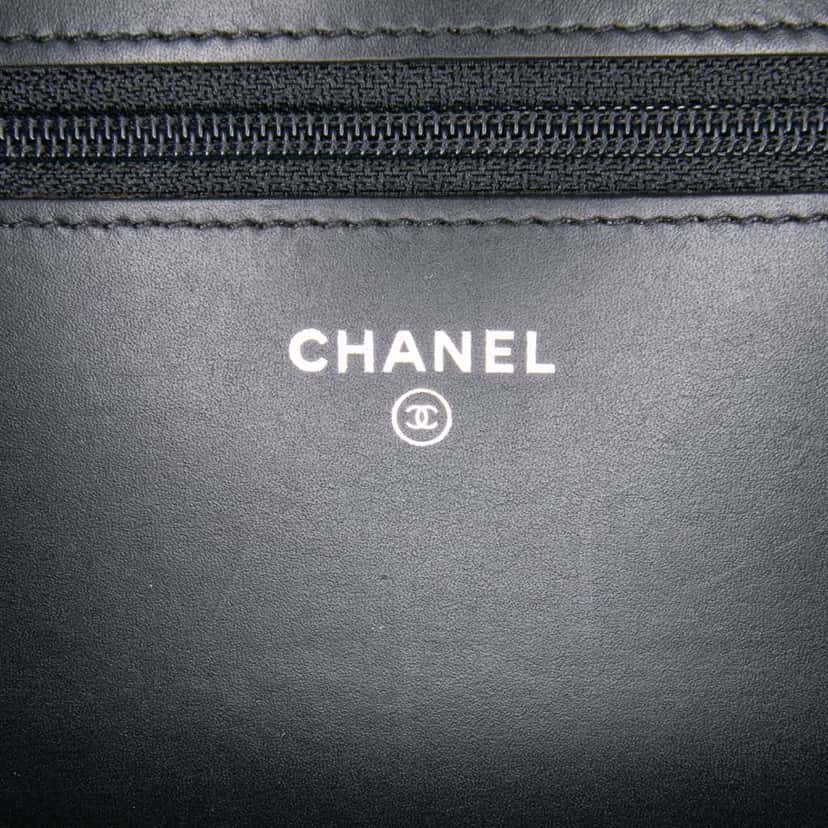 Chanel Lambskin Coco Boy Wallet On Chain Black Leather Good condition - Box View
