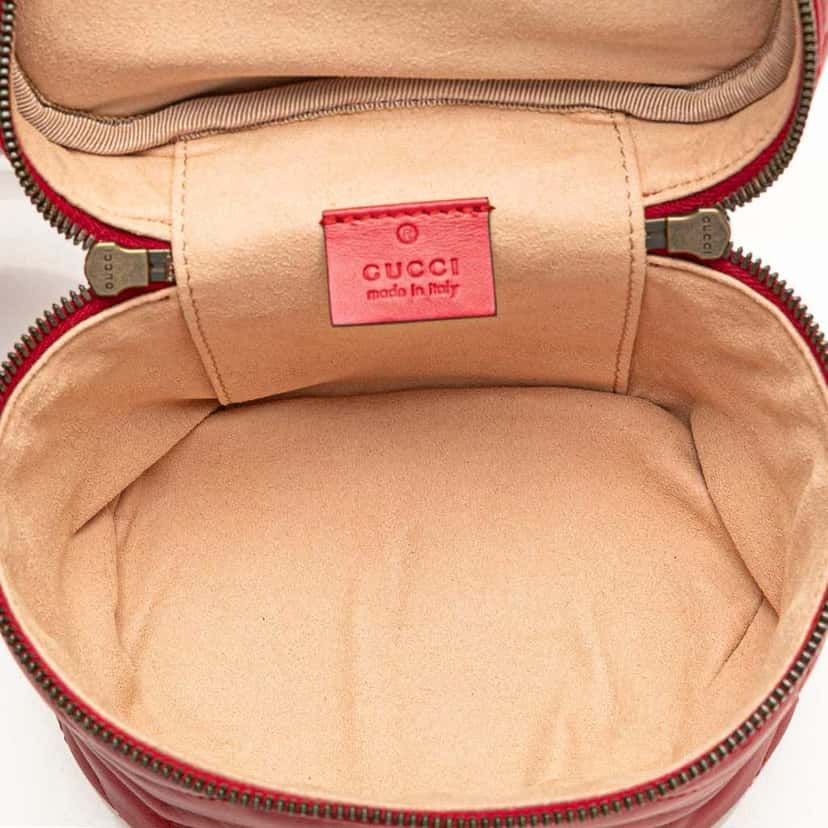 Gucci Mini GG Marmont Matelasse Leather Round Backpack Red Leather Good condition - Model View