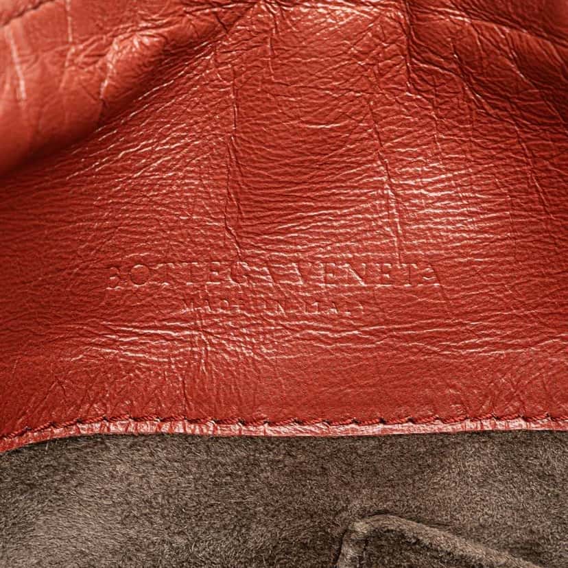 Bottega Veneta Intrecciato Trimmed Nappa Top Handle Bag Red Leather Good condition - Box View