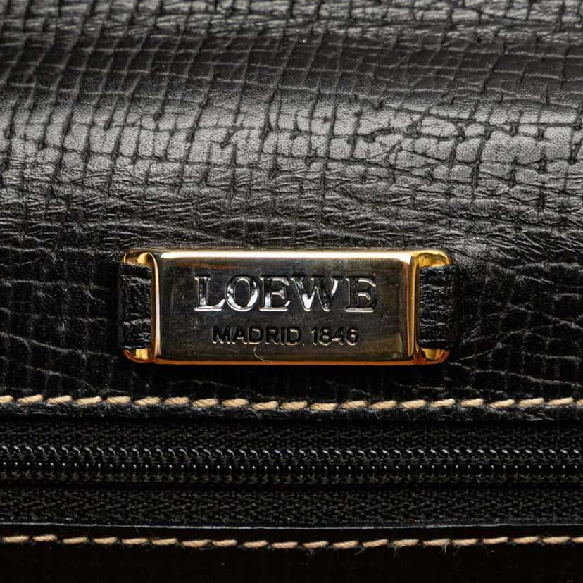 Loewe Leather Barcelona Clutch Black Leather Good condition - Box View