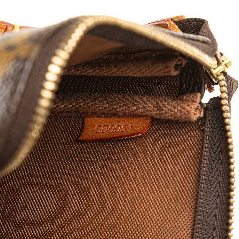 Louis Vuitton Monogram Pochette Accessoires Brown Canvas Very good condition - Box View