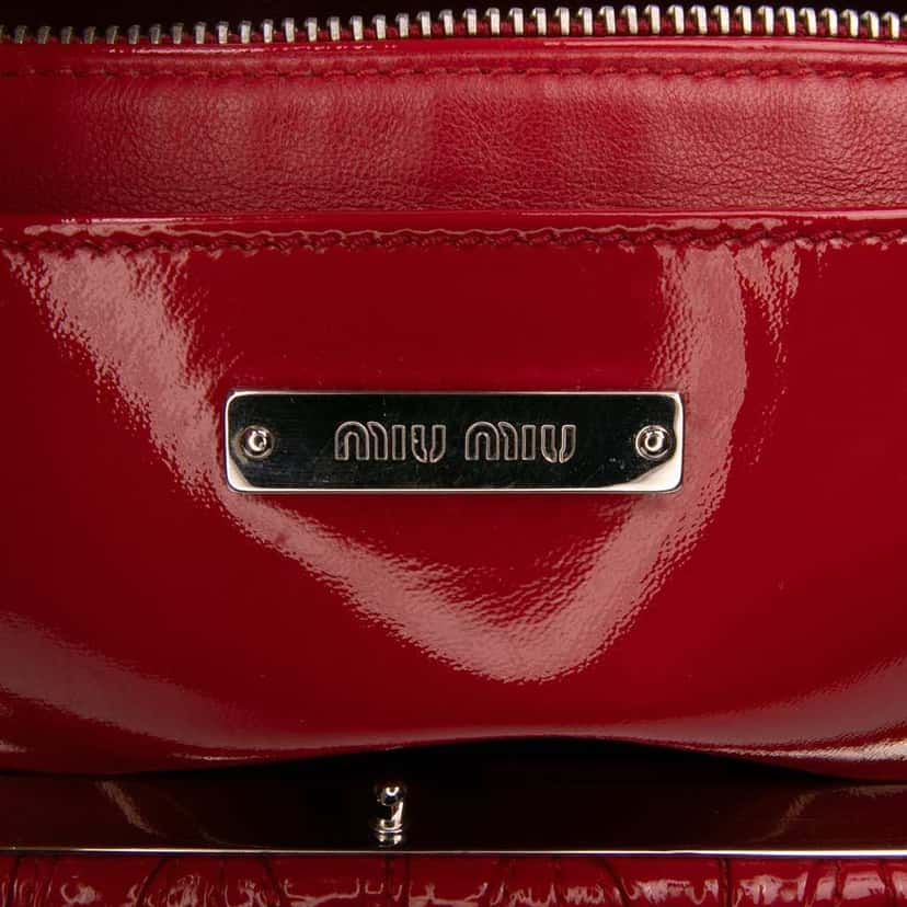 Miu Miu Matelasse Patent Frame Top Handle Bag Red Leather Good condition - Box View