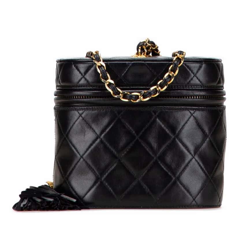 Chanel Quilted Lambskin Tassel Vanity Case with Chain Black Leather Good condition - Front View