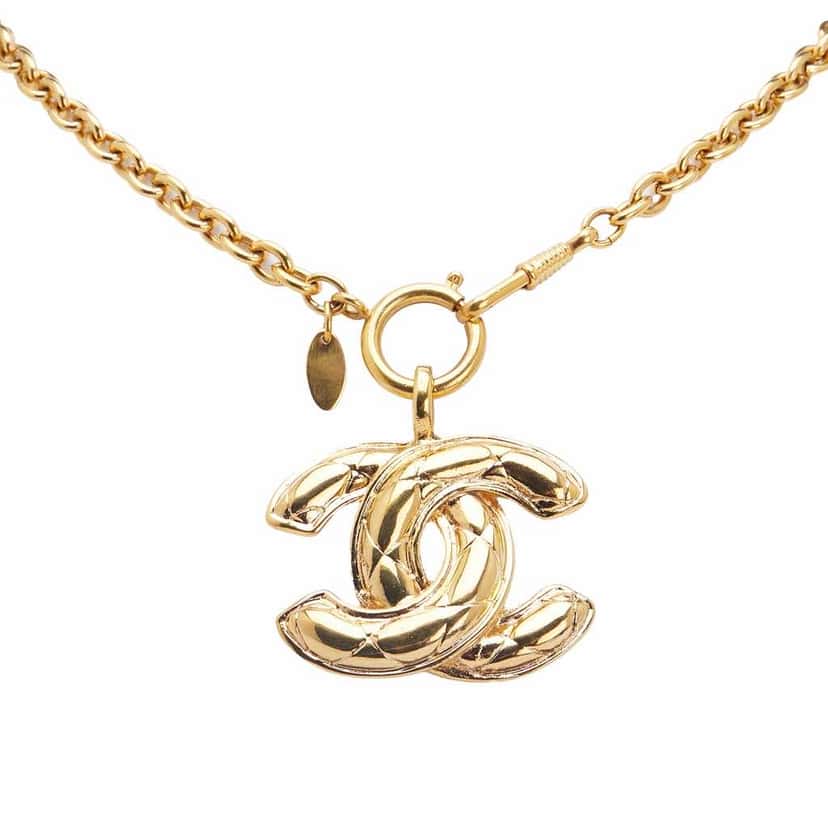 Chanel Gold Plated Quilted CC Pendant Necklace Gold Metal Good condition - Front View