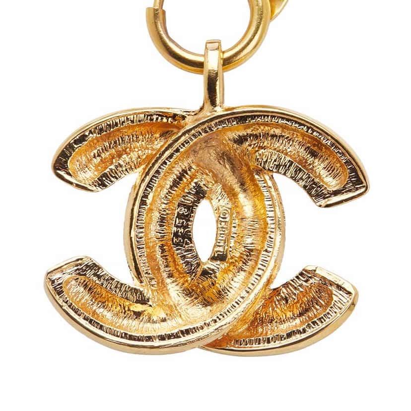 Chanel Gold Plated Quilted CC Pendant Necklace Gold Metal Good condition - Back View