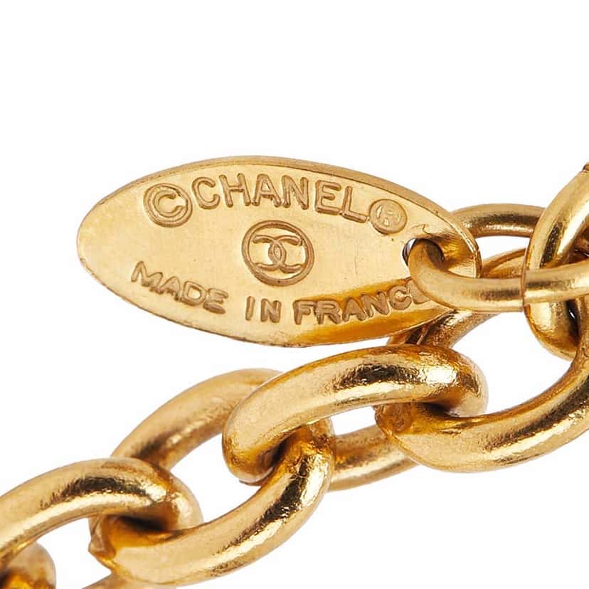 Chanel Gold Plated Quilted CC Pendant Necklace Gold Metal Good condition - Inside View