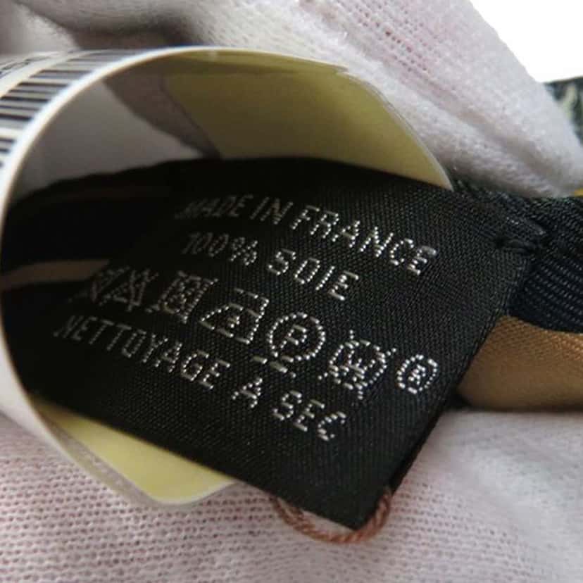 Hermès Pony Pit Stop Silk Twilly Scarf Green Silk Very good condition - Box View