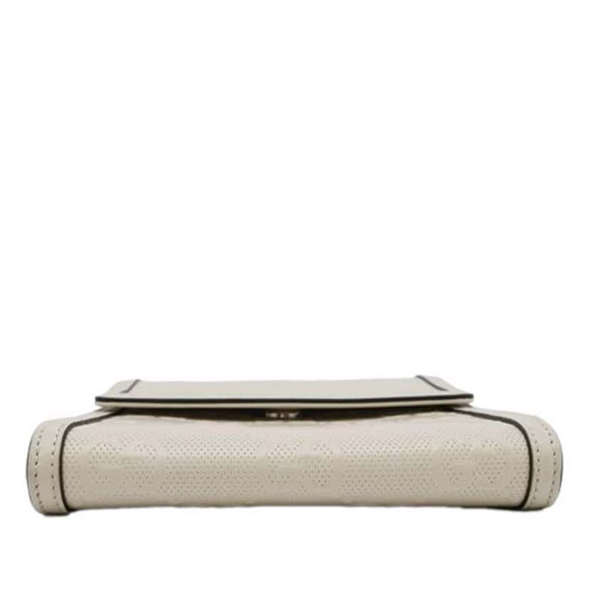Gucci GG Embossed Flap Satchel White Leather Good condition - Inside View