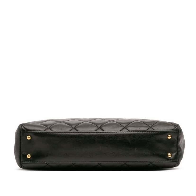 Chanel CC Quilted Lambskin Handbag Black Leather Good condition - Inside View