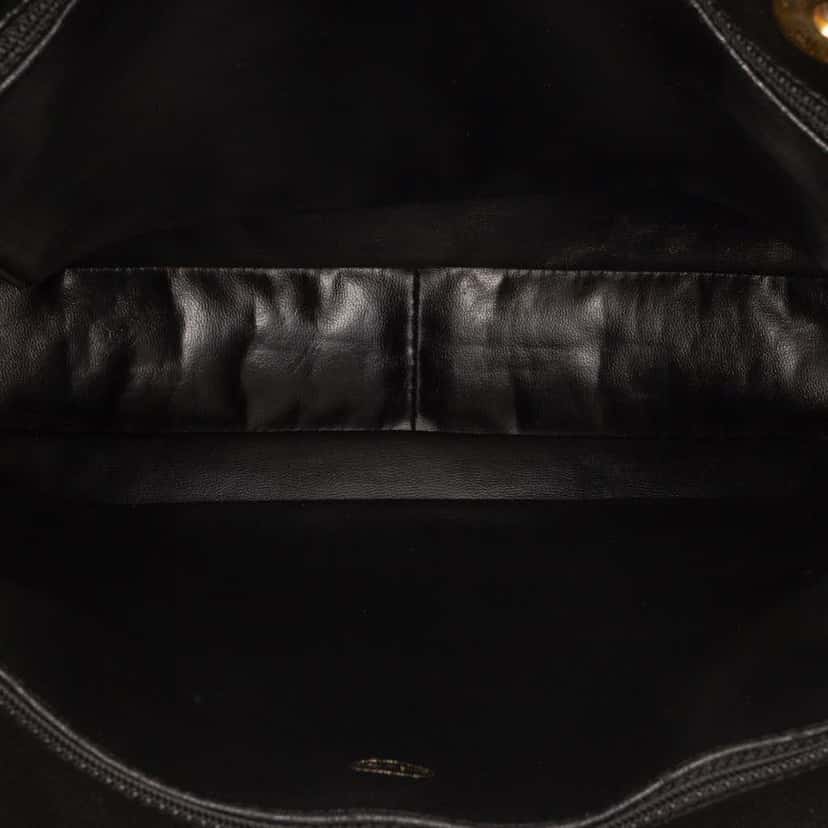 Chanel CC Lambskin Front Pocket Tote Black Leather Good condition - Model View