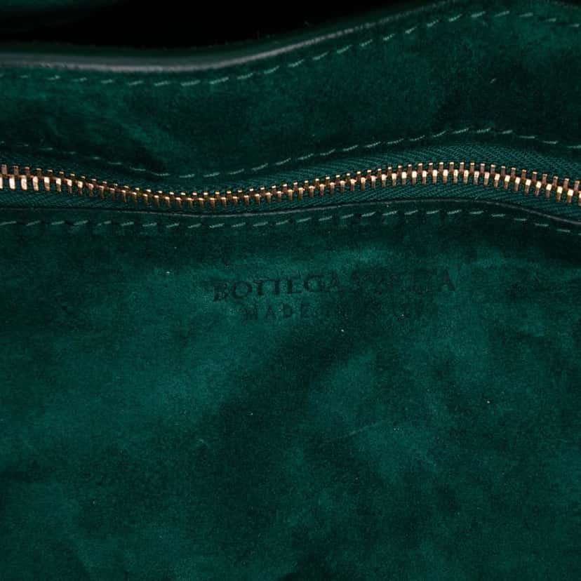 Bottega Veneta Suede Intrecciato Padded Chain Cassette Satchel Green Leather Good condition - Box View