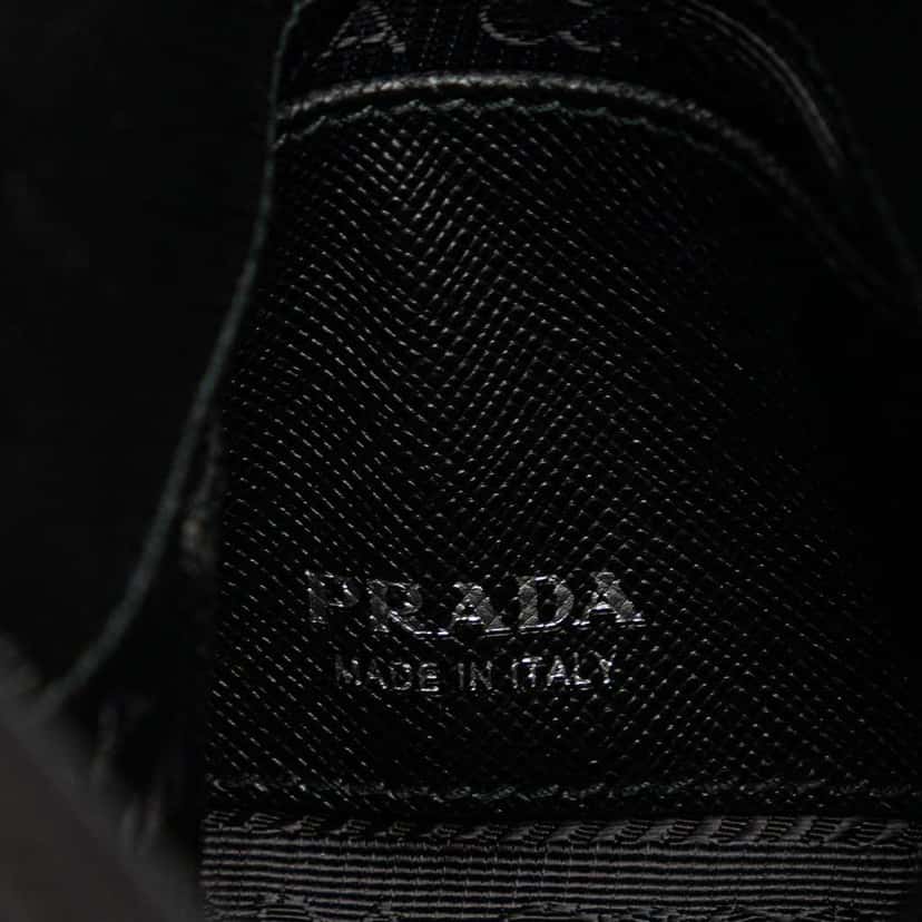 Prada Saffiano Crossbody Black Leather Good condition - Box View