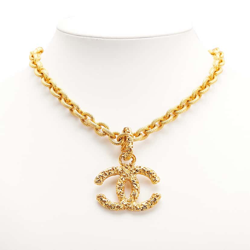 Chanel Lava Collection CC 24K Yellow Gold Pendant Necklace Gold Gold Good condition - Inside View