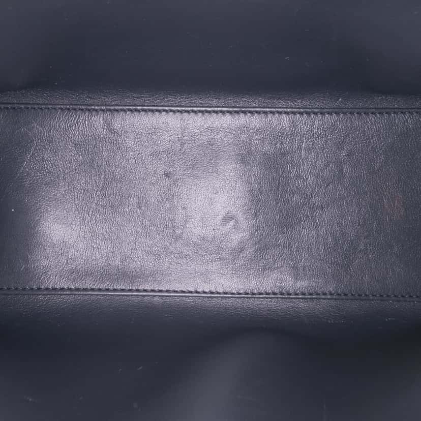 Dior Medium Metallic Patent Microcannage Lady Dior Silver Leather Good condition - Model View