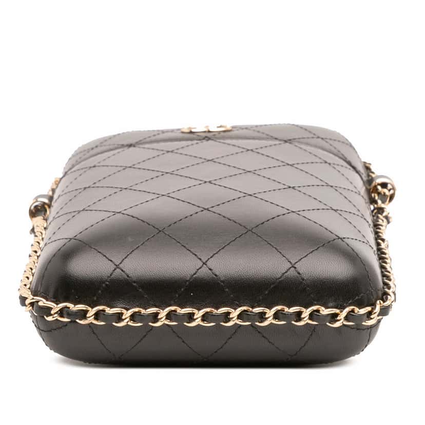 Chanel CC Quilted Lambskin Chain Around Phone Holder Black Leather Good condition - Inside View