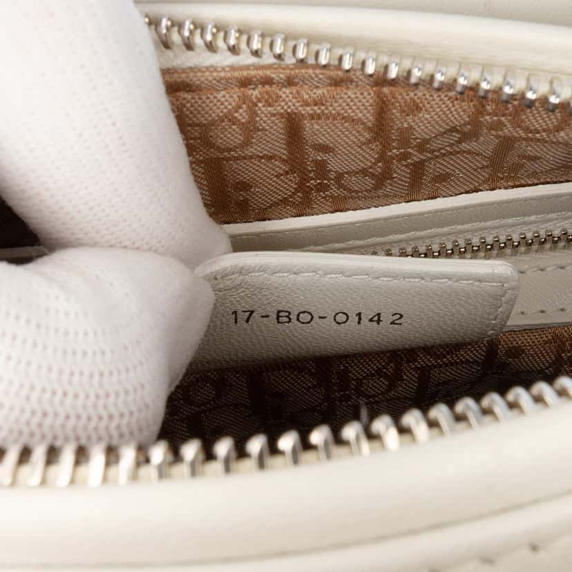 Dior Medium Lambskin Cannage Lady Dior White Leather Good condition - Box View