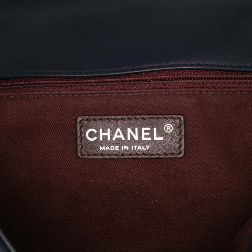 Chanel Jumbo Double Stitch Chevron Lambskin Single Flap Blue Leather Good condition - Box View