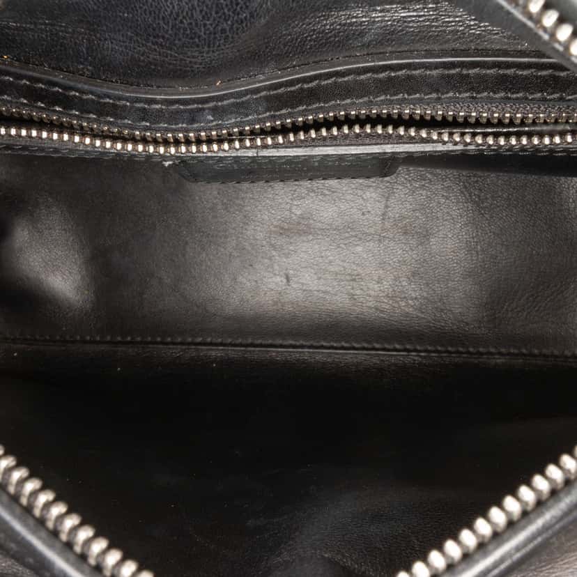 Dior Medium Calfskin Patch Embellished Lady Dior Black Leather Good condition - Model View