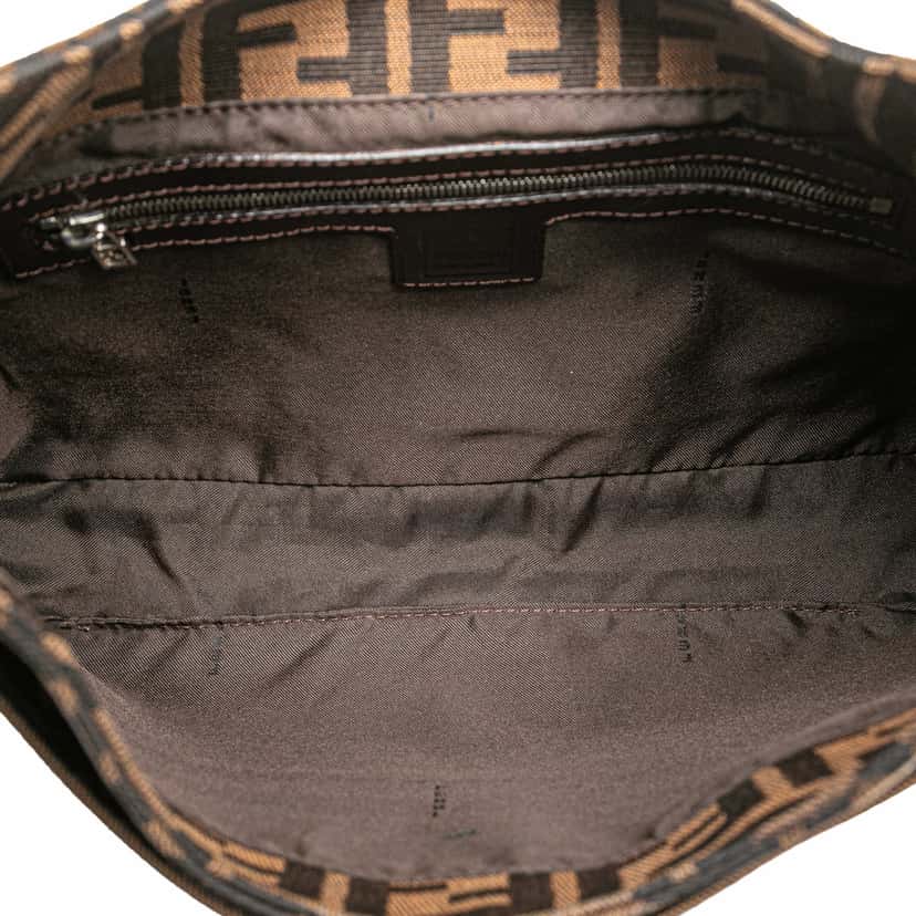 Fendi Zucca Canvas Shoulder Bag Brown Canvas Good condition - Model View