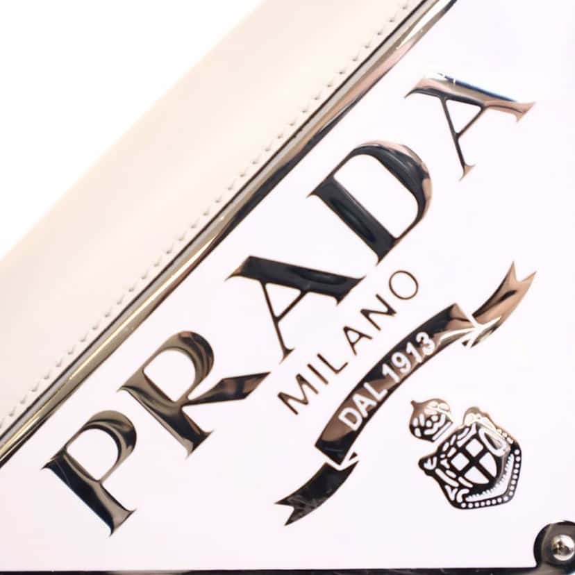 Prada Spazzolato Triangle Logo Plate Flap Chain Crossbody White Leather Good condition - Box View