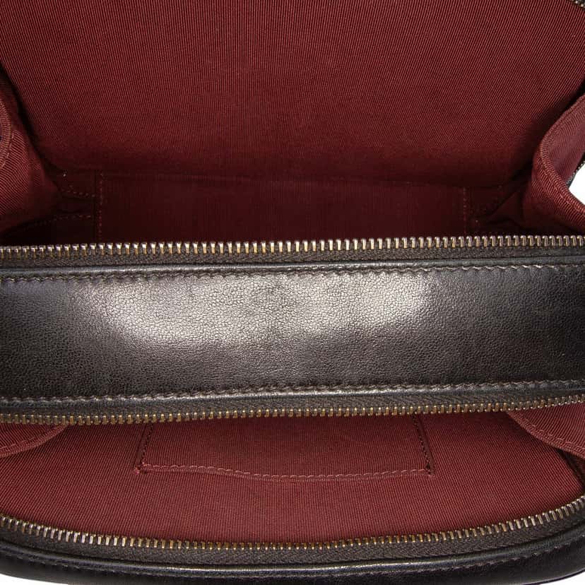 Chanel Small Quilted Lambskin Coco Boy Camera Bag Black Leather Good condition - Model View