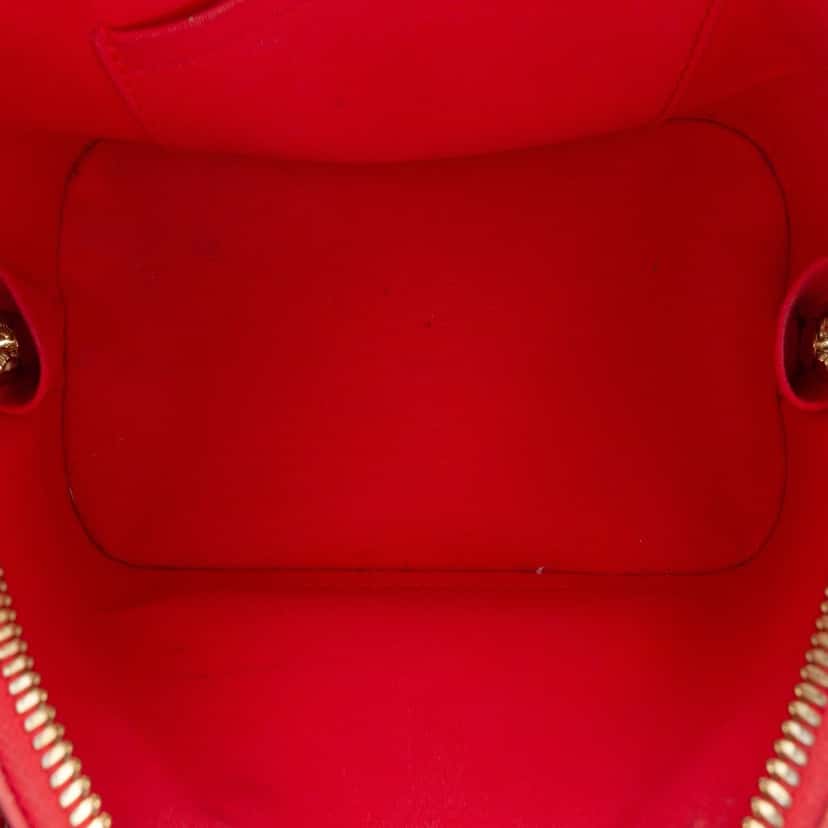 Louis Vuitton Monogram Vernis Alma BB Red Leather Good condition - Model View