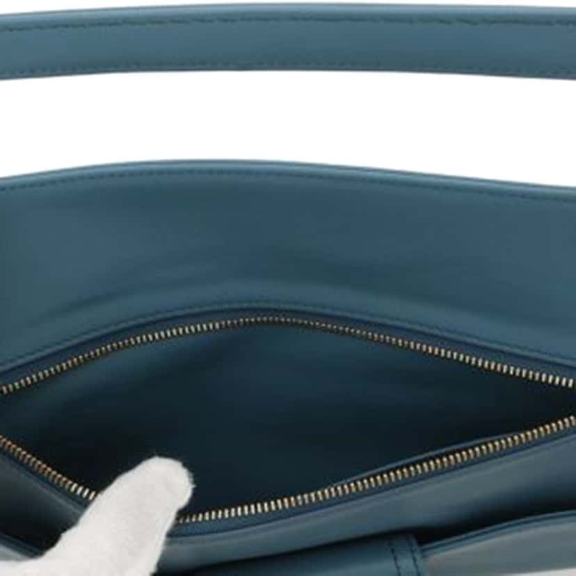 Dior Medium Calfskin DiorDouble Chain Bag Blue Leather Good condition - Model View