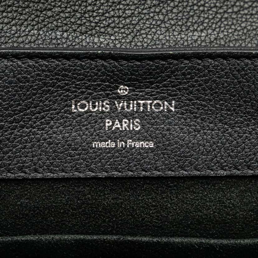 Louis Vuitton Taurillon Lockme Backpack Black Leather Good condition - Box View