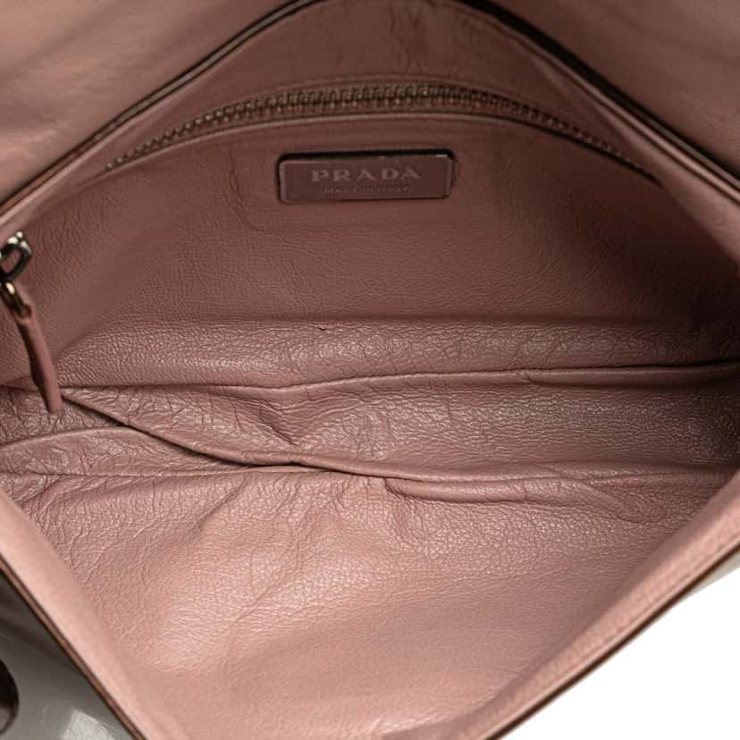Prada Patent Tassel Shoulder Bag Brown Leather Good condition - Model View