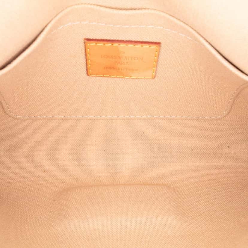 Louis Vuitton Damier Azur Favorite PM White Canvas Good condition - Model View