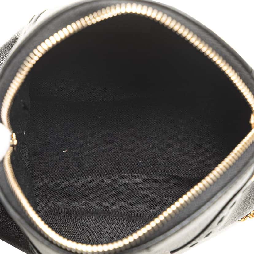 Saint Laurent Mini Leather Muse Chain Bag Black Leather Good condition - Model View