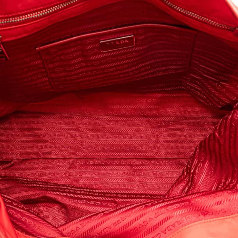 Prada Saffiano Trimmed Tessuto Open Convertible Tote Red Good condition - Model View