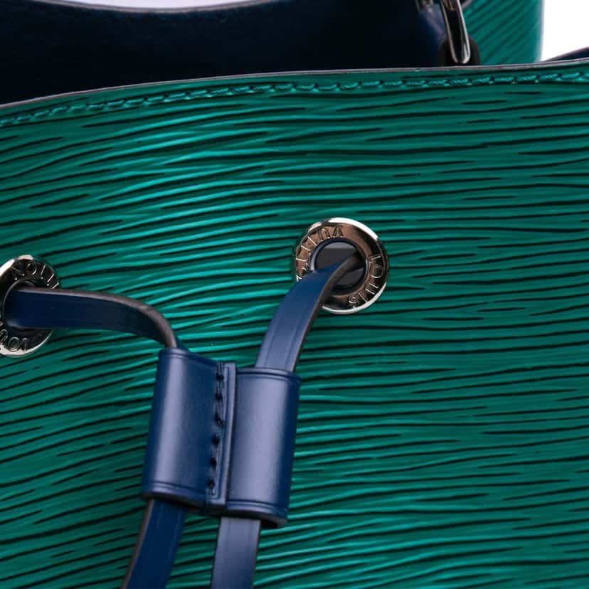 Louis Vuitton Epi Bicolor Neonoe BB Green Leather Good condition - Model View